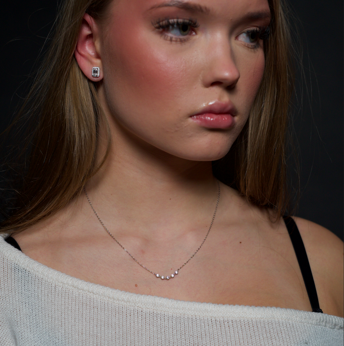 ADK Fivestars Kaulakoru